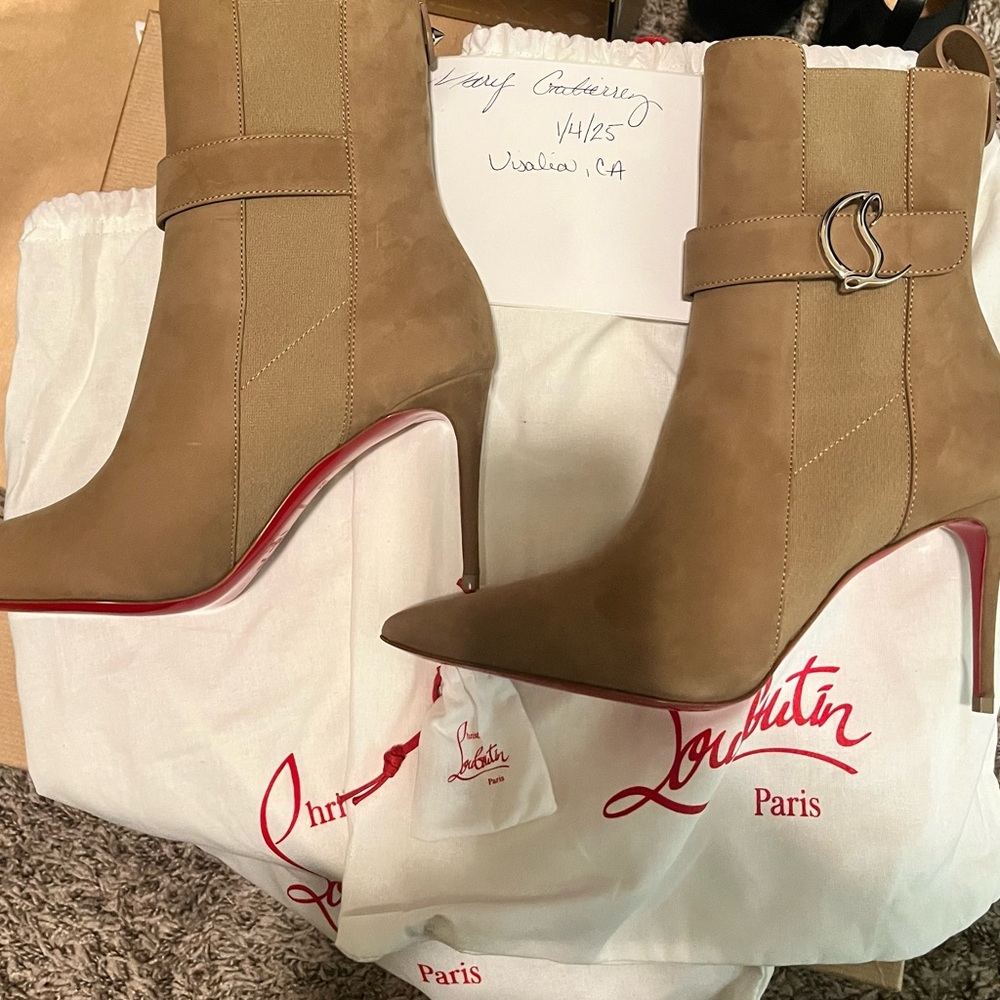 NEW Christian Louboutin So CL Chelsea Booty 85mm size 36.5 Suede